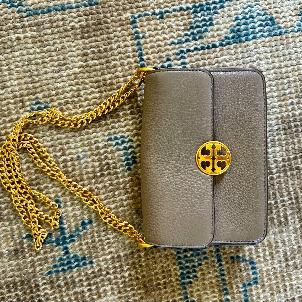 Tory Burch Gray Crossbody Bag with Gold Chain Strap and Flap Closure
